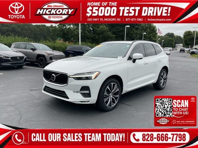 2022 Volvo XC60 Momentum FWD photo