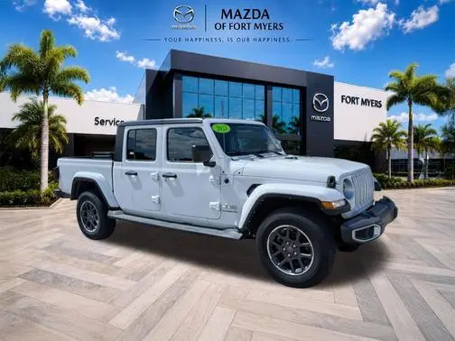 2021 Jeep Gladiator Overland 4WD photo