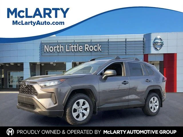 2021 Toyota RAV4 LE FWD photo