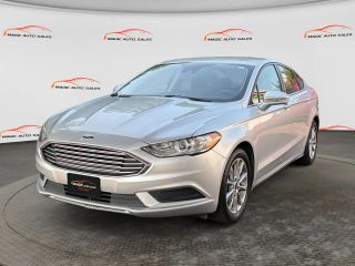 2017 Ford Fusion SE FWD photo
