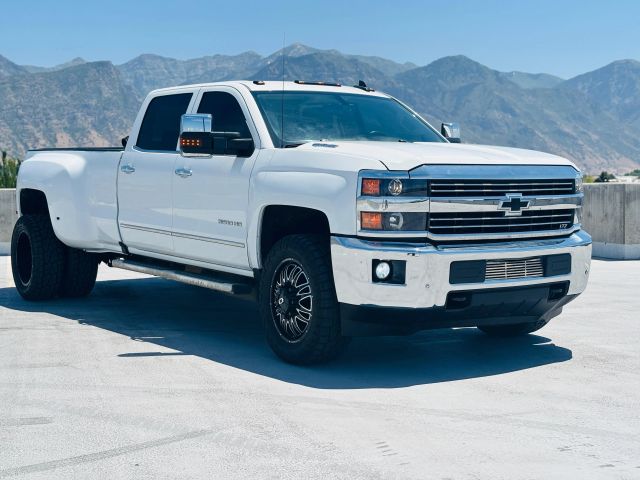 2016 Chevrolet Silverado 3500HD LTZ 4WD photo