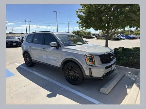 2022 Kia Telluride SX AWD photo