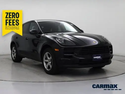2021 Porsche Macan AWD photo