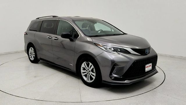 2021 Toyota Sienna XSE AWD photo