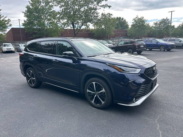 2021 Toyota Highlander XSE AWD photo
