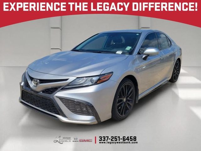 2022 Toyota Camry XSE FWD photo