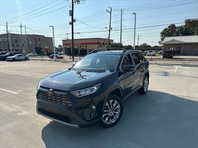 2021 Toyota RAV4 Limited FWD photo