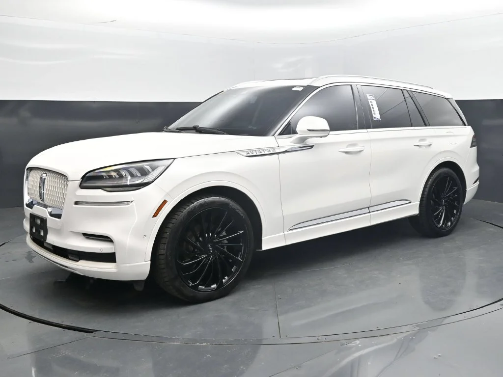 2022 Lincoln Aviator Reserve RWD photo