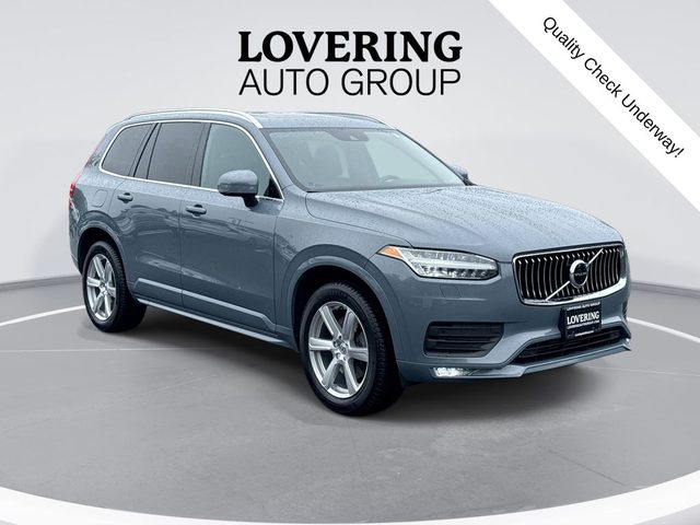 2021 Volvo XC90 Momentum AWD photo