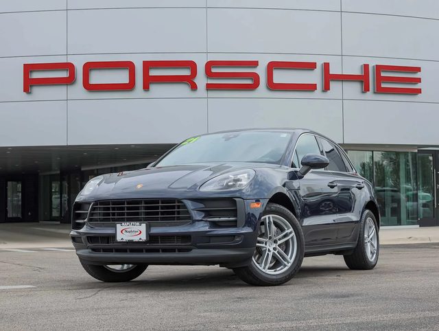 2021 Porsche Macan AWD photo