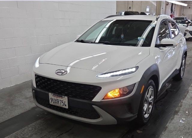 2022 Hyundai Kona SEL FWD photo
