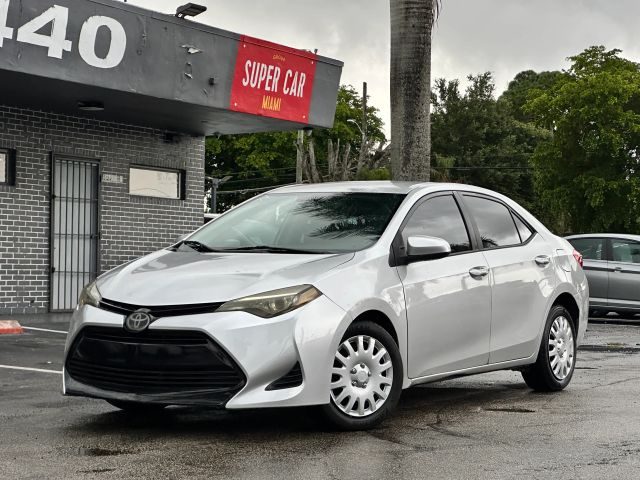 2019 Toyota Corolla LE FWD photo