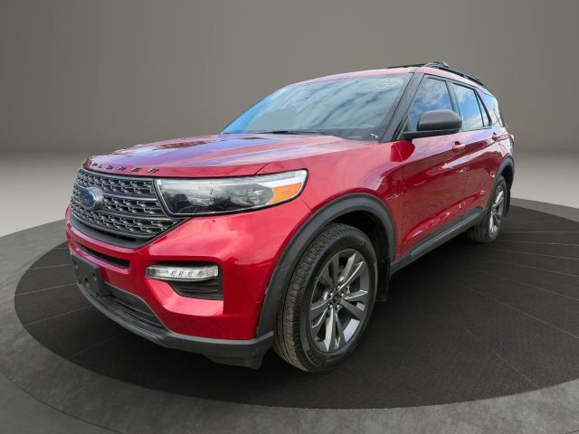 2021 Ford Explorer XLT 4WD photo