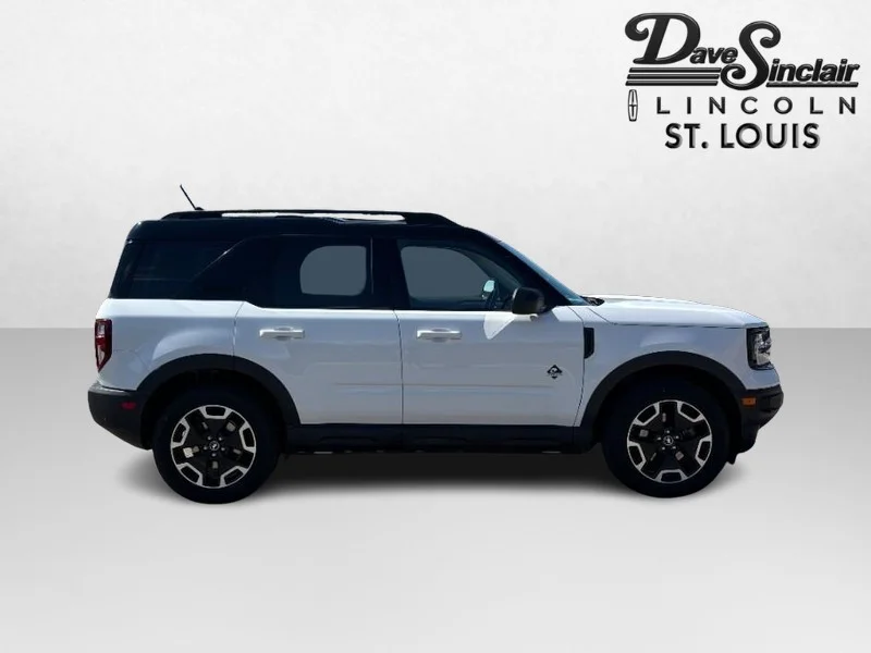 2021 Ford Bronco Sport Outer Banks 4WD photo