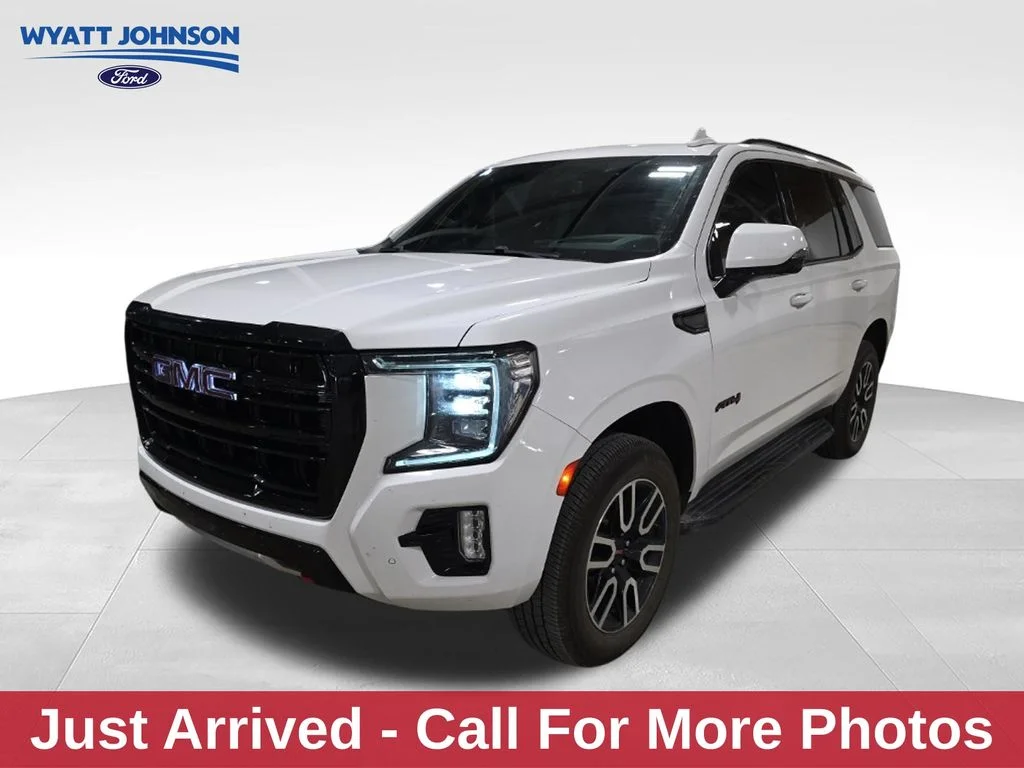 2021 GMC Yukon AT4 4WD photo