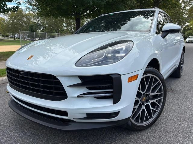 2021 Porsche Macan S AWD photo