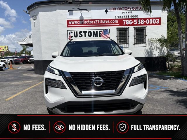 2021 Nissan Rogue SV FWD photo