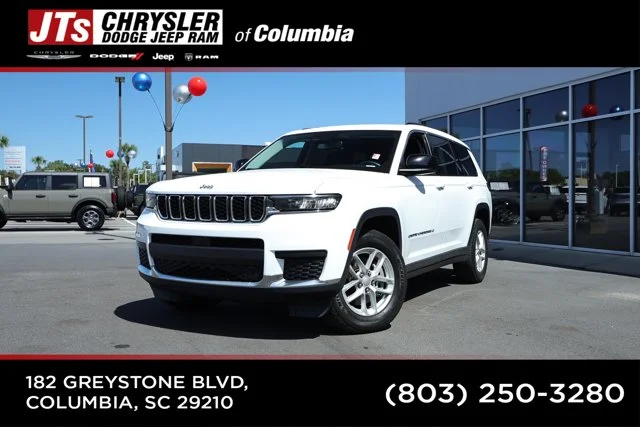 2021 Jeep Grand Cherokee L Laredo 4WD photo