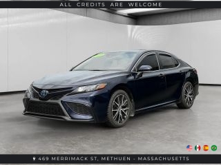 2022 Toyota Camry Hybrid SE FWD photo
