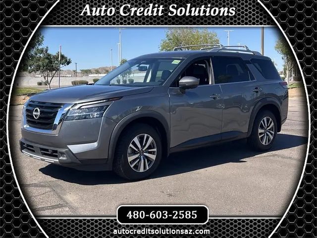 2022 Nissan Pathfinder SL FWD photo