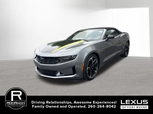 2021 Chevrolet Camaro 2LT RWD photo