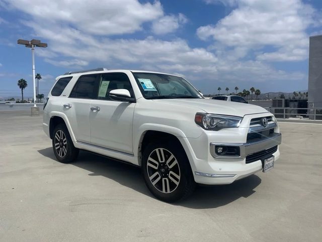 2022 Toyota 4Runner Limited 4WD photo