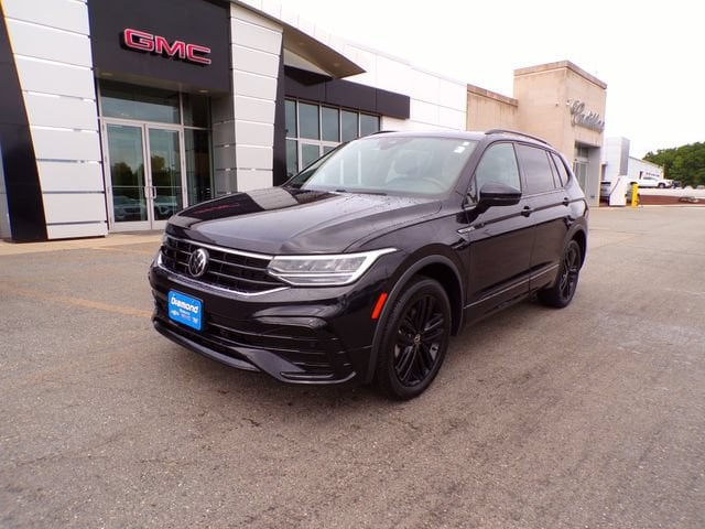 2022 Volkswagen Tiguan SE R-Line Black AWD photo