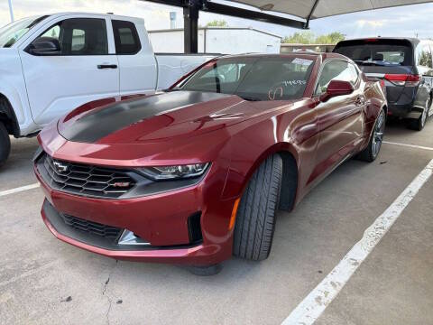 2022 Chevrolet Camaro 1LT RWD photo
