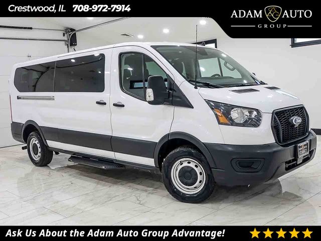 2021 Ford Transit Passenger Wagon XL RWD photo