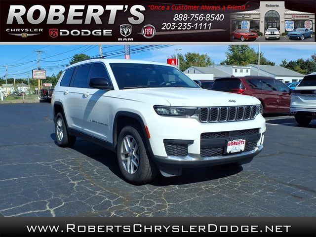 2021 Jeep Grand Cherokee L Laredo 4WD photo