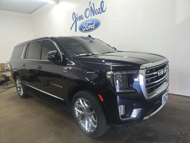 2021 GMC Yukon XL SLT 4WD photo