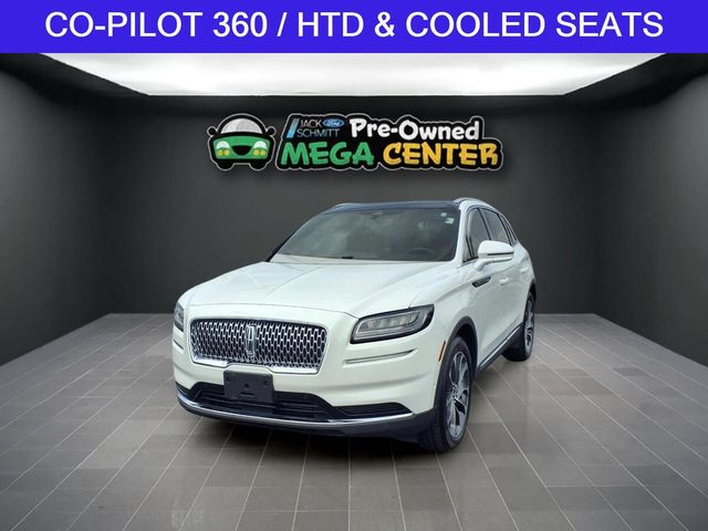 2021 Lincoln Nautilus Reserve AWD photo