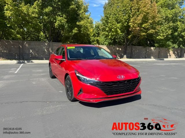 2022 Hyundai Elantra SEL FWD photo