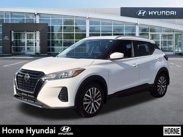 2021 Nissan Kicks SV FWD photo