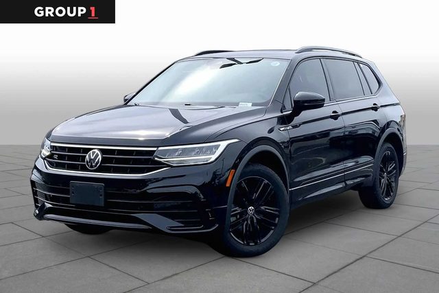 2022 Volkswagen Tiguan SE R-Line Black AWD photo