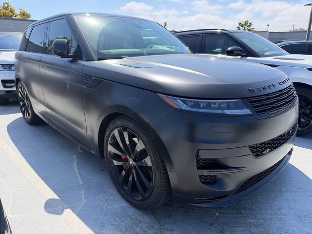2021 Land Rover Range Rover P525 Westminster 4WD photo