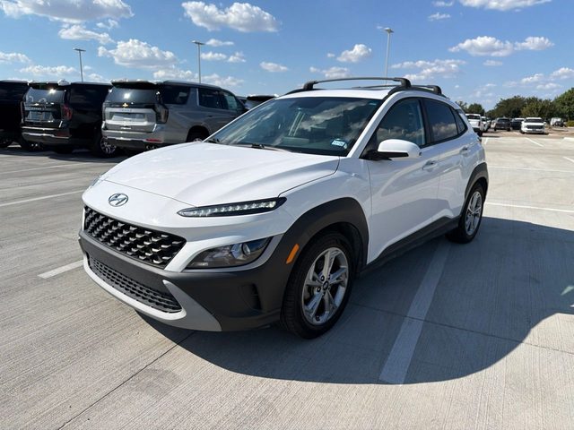 2022 Hyundai Kona SEL FWD photo