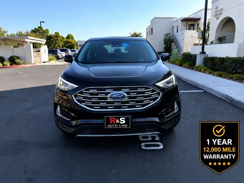 2022 Ford Edge SEL AWD photo