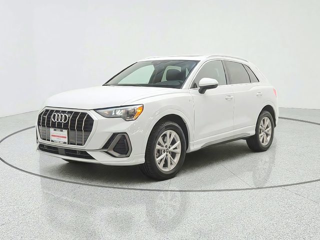 2022 Audi Q3 S line Premium AWD photo