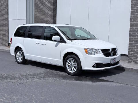 2019 Dodge Grand Caravan SXT FWD photo
