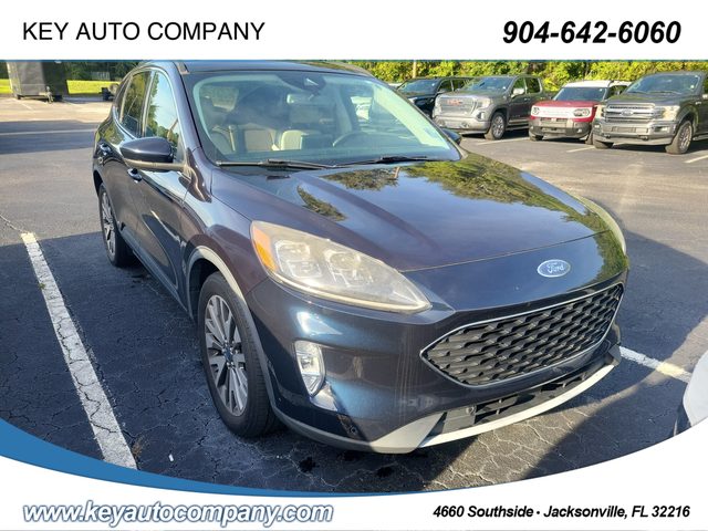 2021 Ford Escape Titanium Hybrid FWD photo