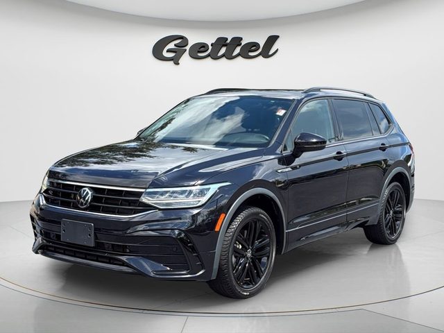 2022 Volkswagen Tiguan SE R-Line Black AWD photo