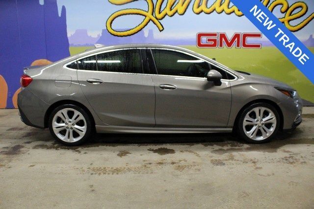 2017 Chevrolet Cruze Premier FWD photo