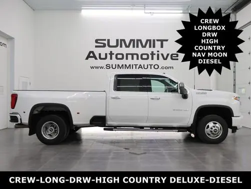 2022 Chevrolet Silverado 3500HD High Country 4WD photo