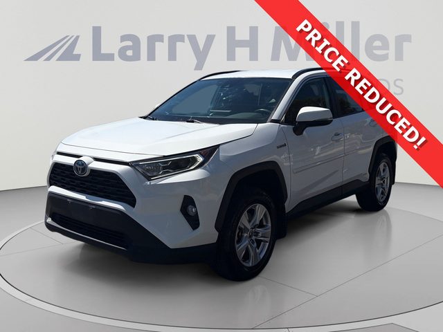 2021 Toyota RAV4 Hybrid XLE AWD photo