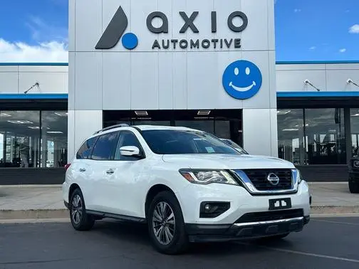 2018 Nissan Pathfinder SV FWD photo