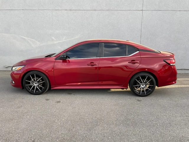 2021 Nissan Sentra SR FWD photo
