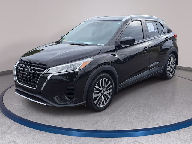 2021 Nissan Kicks SV FWD photo