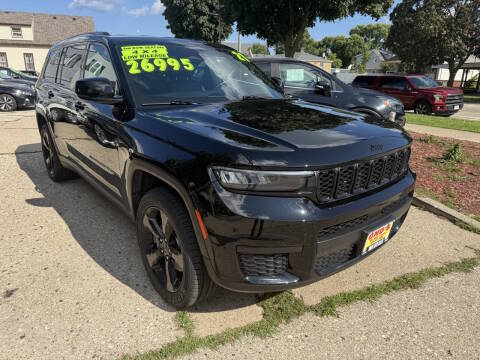 2021 Jeep Grand Cherokee L Altitude 4WD photo