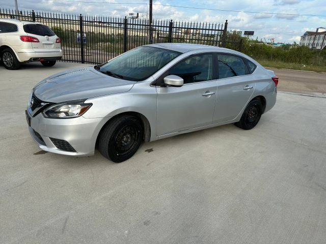 2019 Nissan Sentra S FWD photo